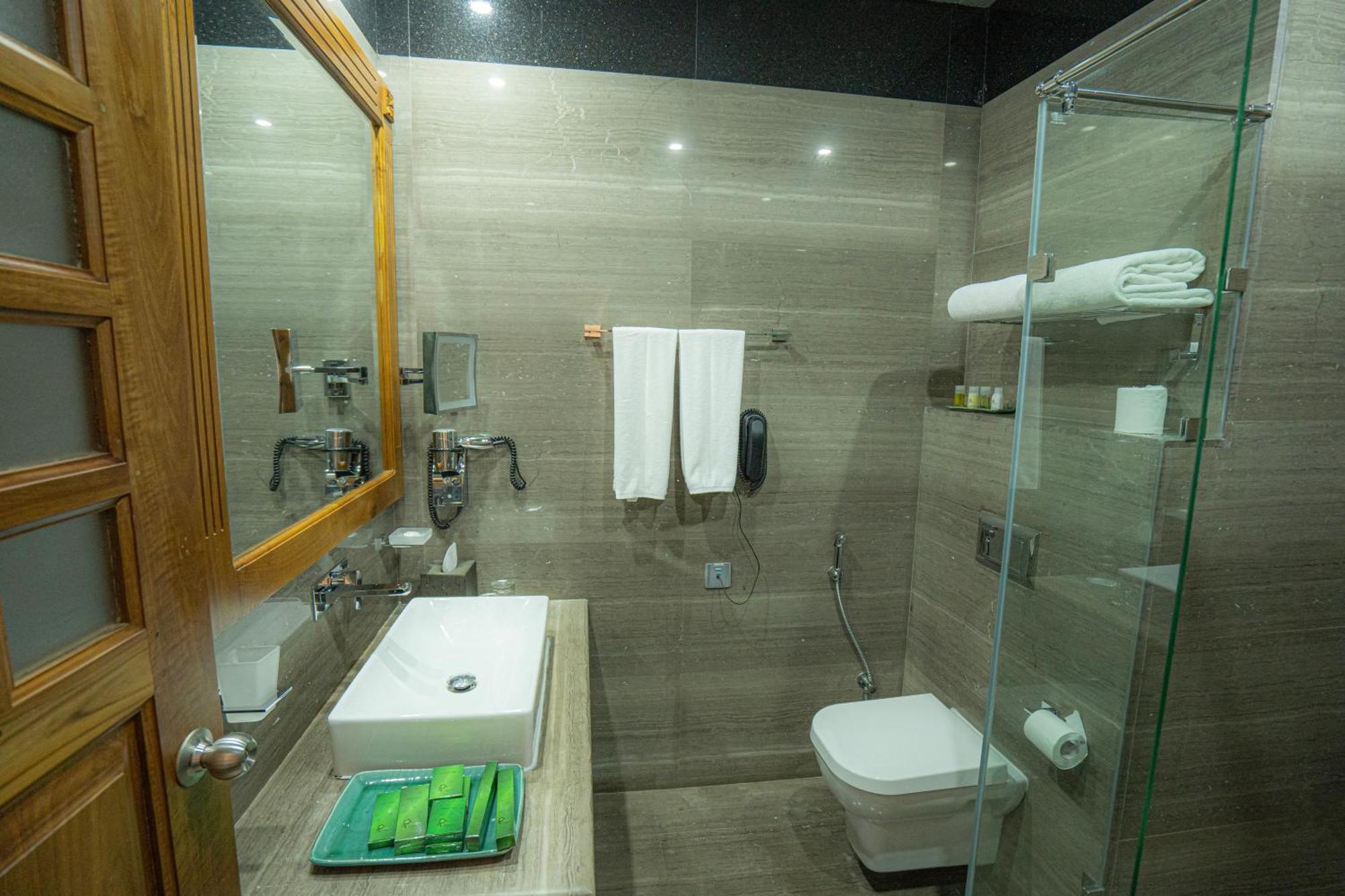 Araliya Green City - Your Gateway To Everything In Nuwara Eliya Esterno foto